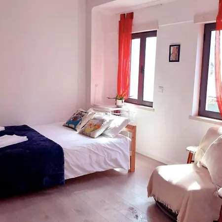 Modern Eco-studio In The Heart Of Old
